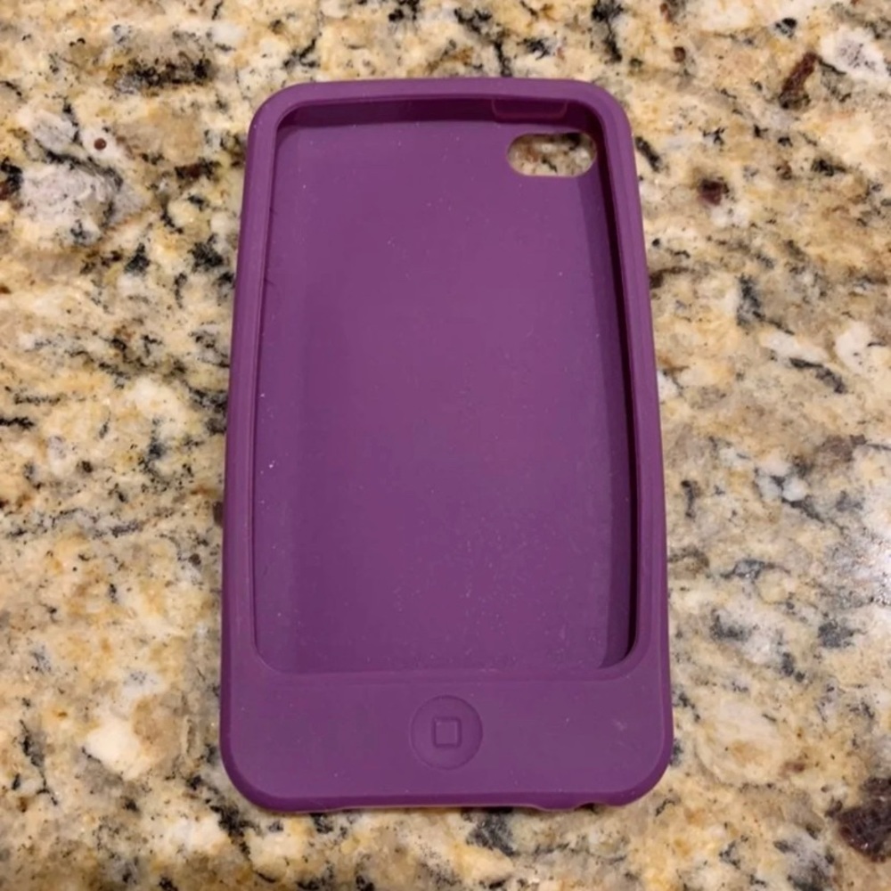 Belkin iPod Touch 5th Generation Silicon Purple Case